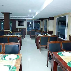 Hotel Thachaparambil Residency